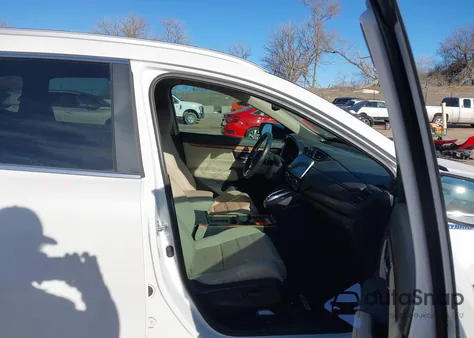 2022 Honda Cr-V Hybrid Touring from USA, damaged, VIN 5J6RT6H95NL044256